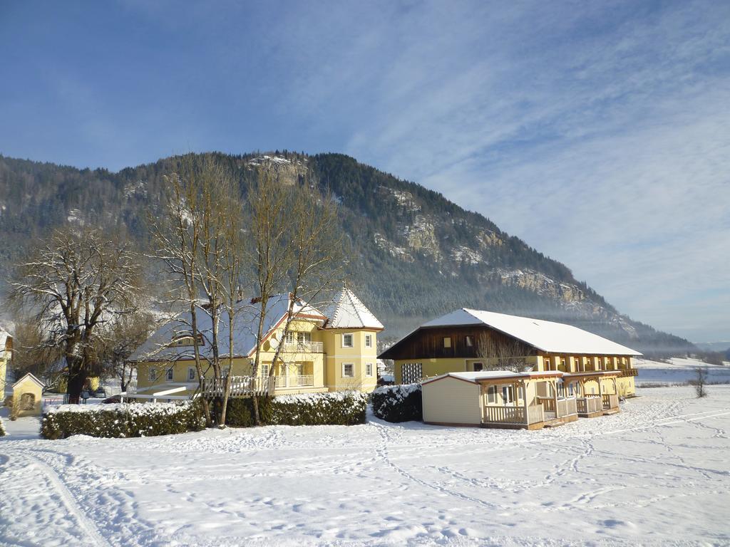 Ferien Am Talhof Hotell Sankt Urban Exteriör bild