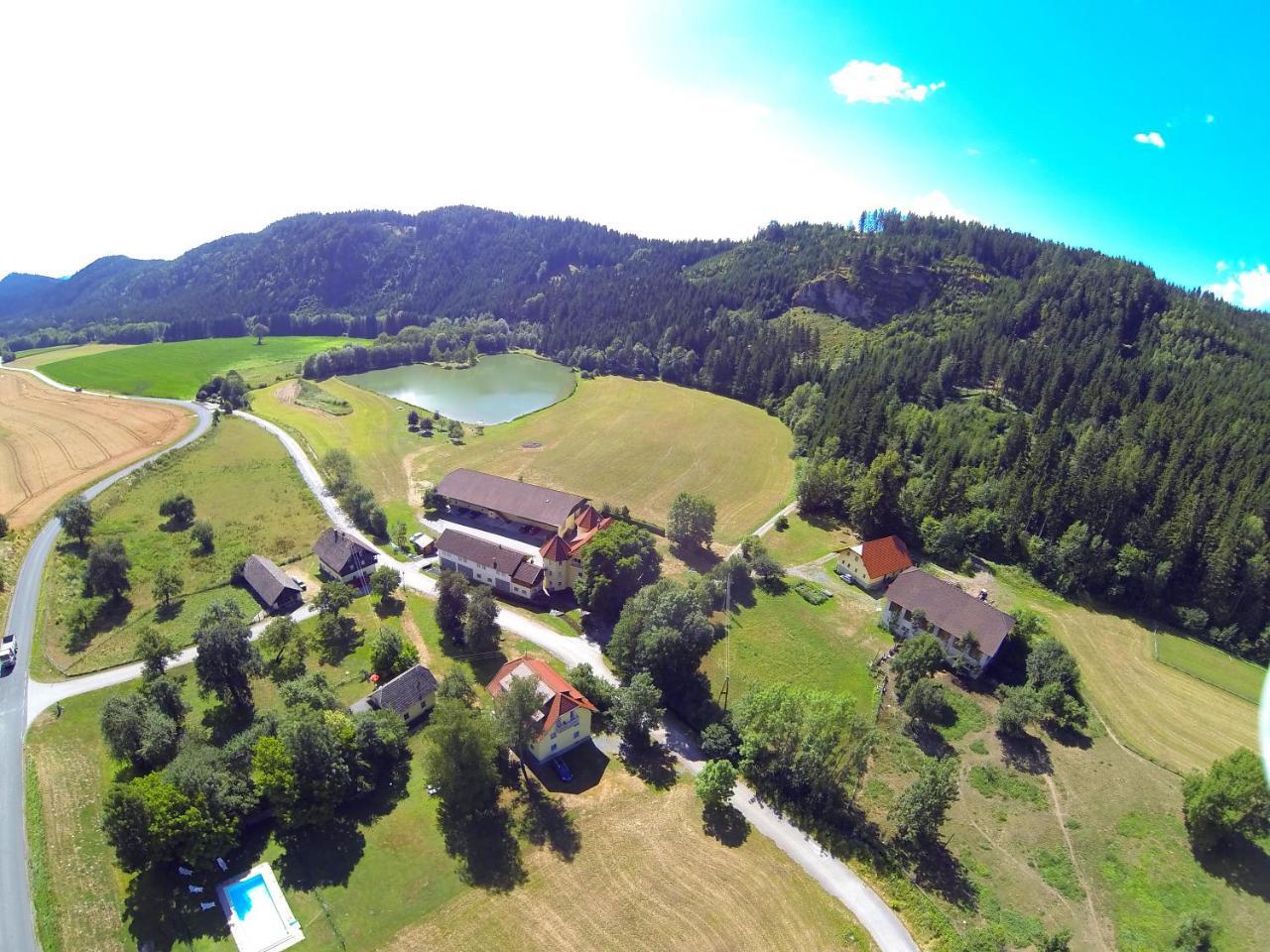 Ferien Am Talhof Hotell Sankt Urban Exteriör bild